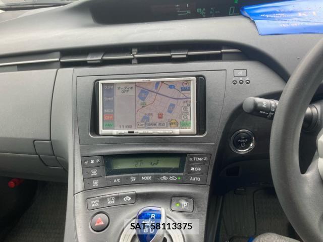 Toyota PRIUS 2010-07 8337486-17