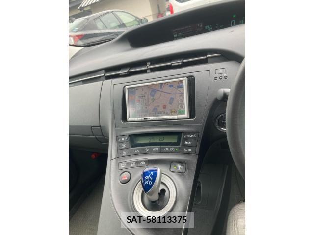 Toyota PRIUS 2010-07 8337486-21
