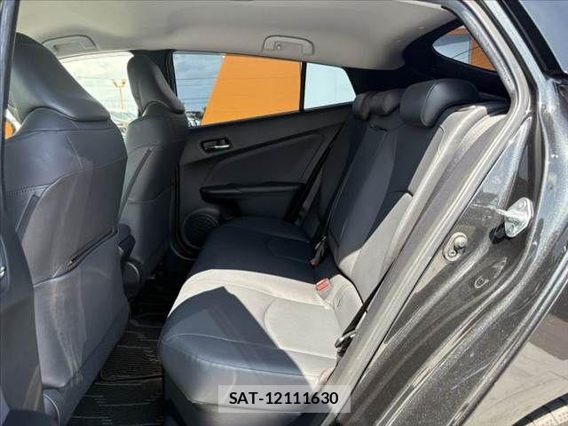 Toyota PRIUS 2022-03 8337426-18