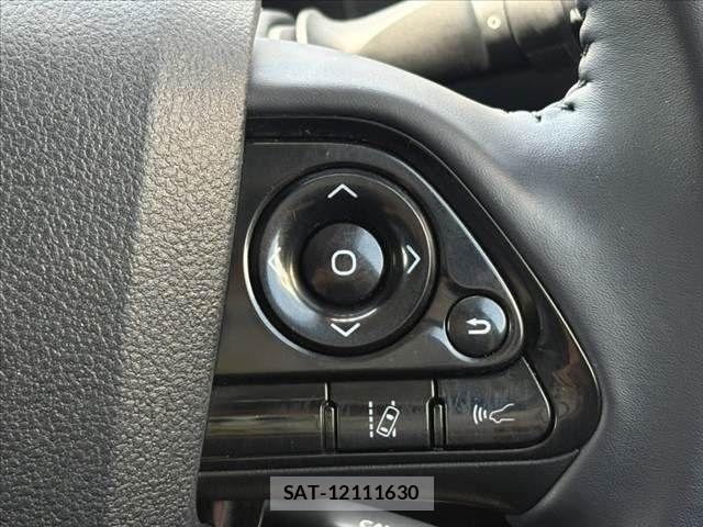 Toyota PRIUS 2022-03 8337426-26