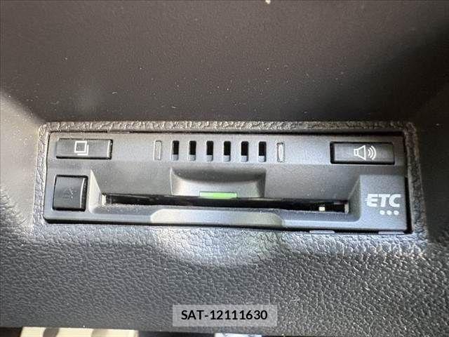 Toyota PRIUS 2022-03 8337426-5