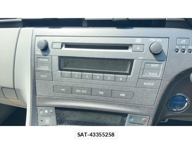 Toyota PRIUS 2012-03 8337467-15