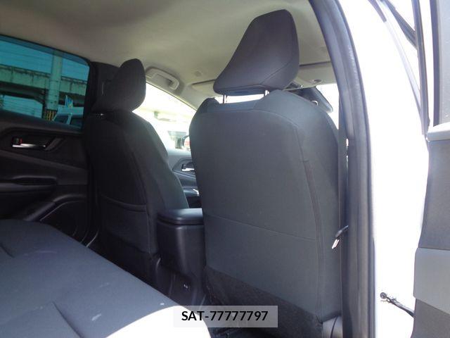 Toyota PRIUS 2024-04 8326451-10
