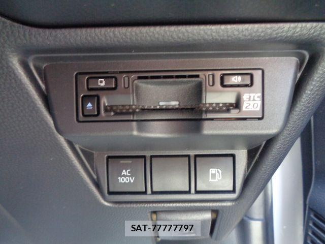 Toyota PRIUS 2024-04 8326451-19
