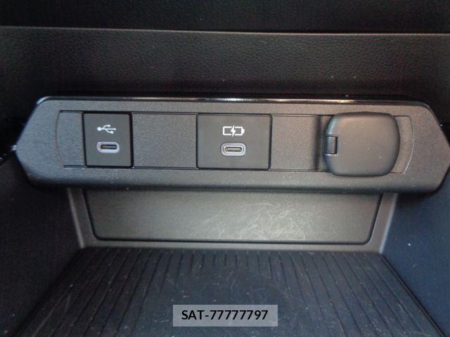 Toyota PRIUS 2024-04 8326451-25