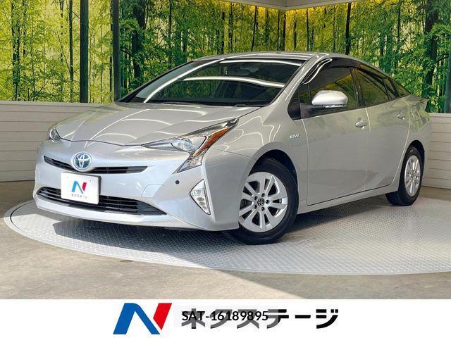 Toyota PRIUS 2017-08 8337453-0