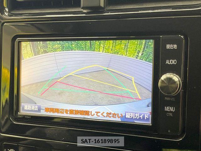 Toyota PRIUS 2017-08 8337453-3