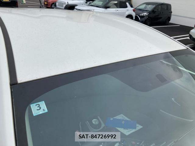 Toyota PRIUS 2012-03 8337475-22