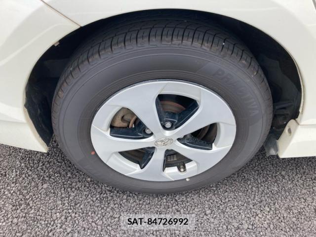 Toyota PRIUS 2012-03 8337475-5