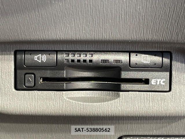 Toyota PRIUS 2009-09 8337458-4
