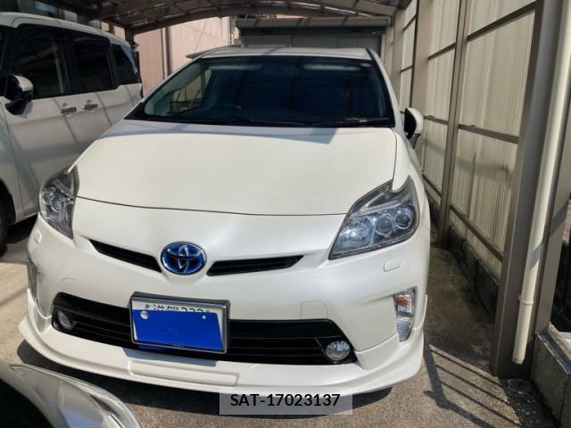Toyota PRIUS 2014-12 8337465-0
