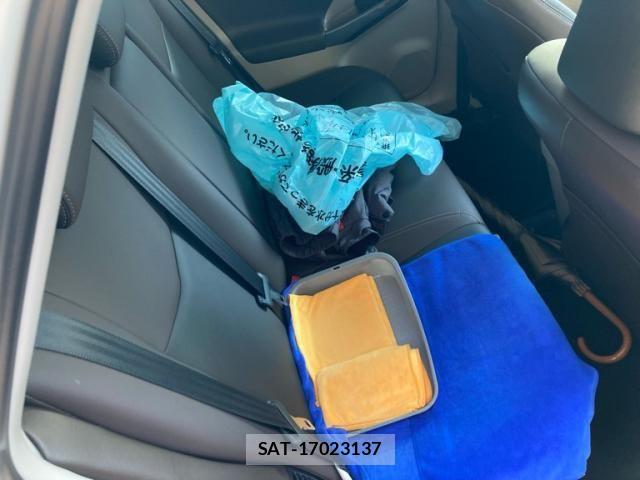 Toyota PRIUS 2014-12 8337465-14