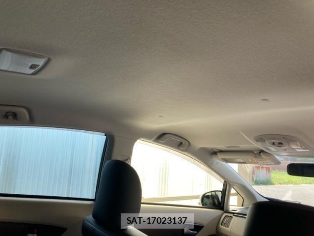 Toyota PRIUS 2014-12 8337465-15