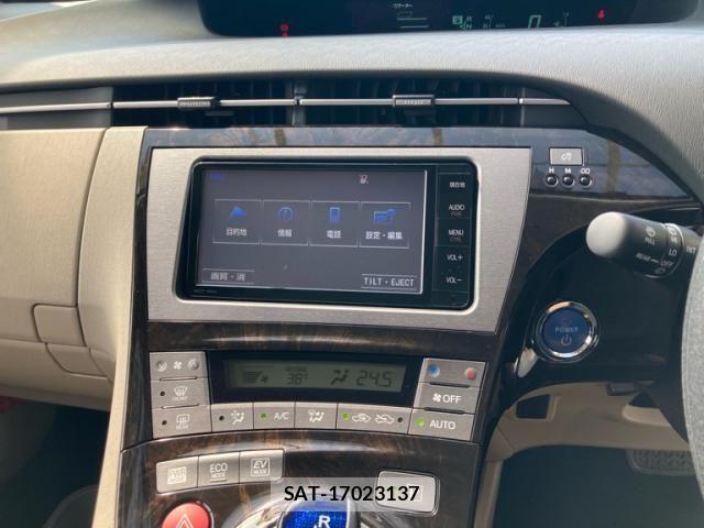 Toyota PRIUS 2014-12 8337465-24