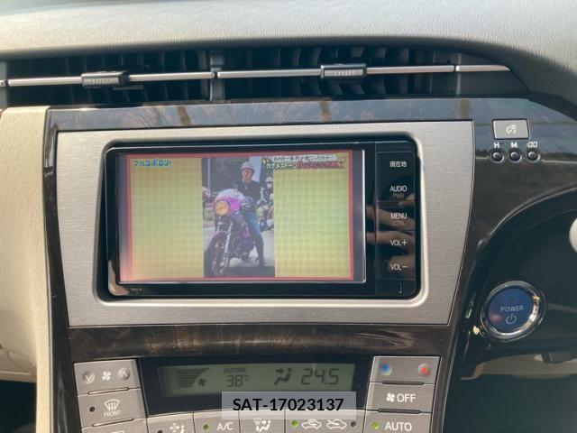 Toyota PRIUS 2014-12 8337465-26