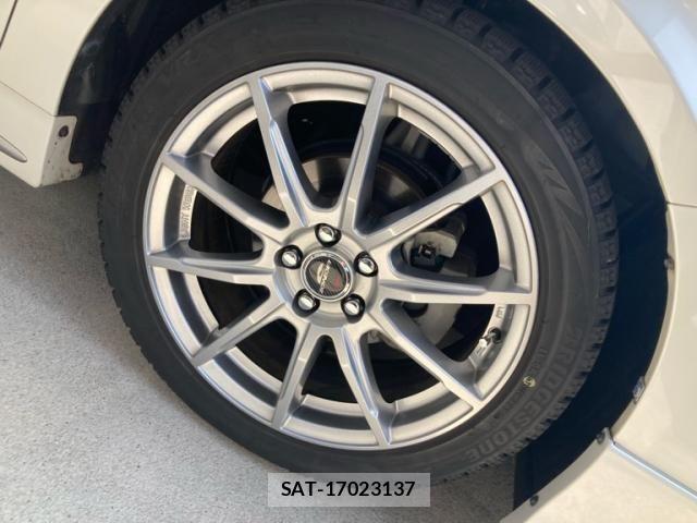 Toyota PRIUS 2014-12 8337465-5