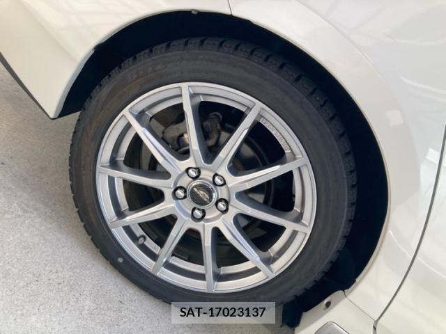 Toyota PRIUS 2014-12 8337465-6