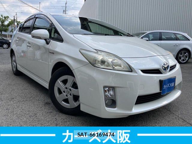 Toyota PRIUS 2009-12 8337470-1