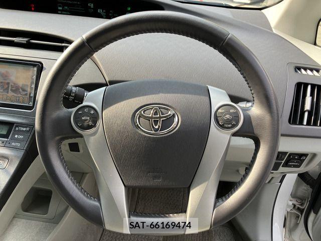 Toyota PRIUS 2009-12 8337470-6
