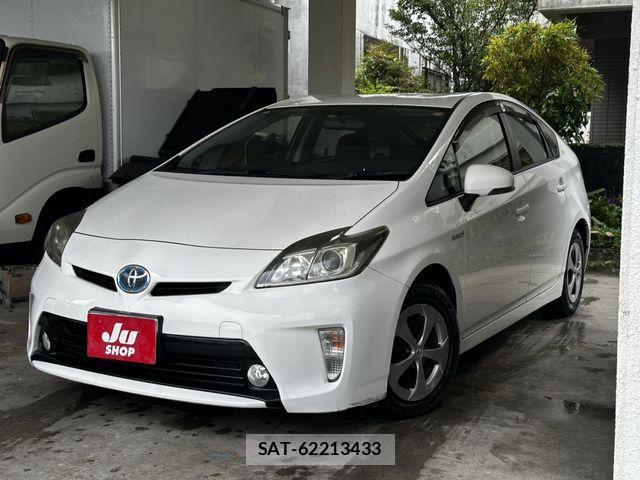 Toyota PRIUS 2015-07 8337471-0