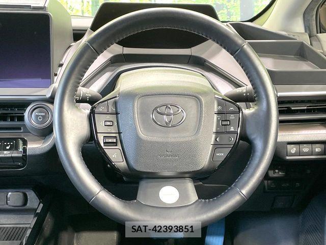 Toyota PRIUS 2023-04 8337417-10