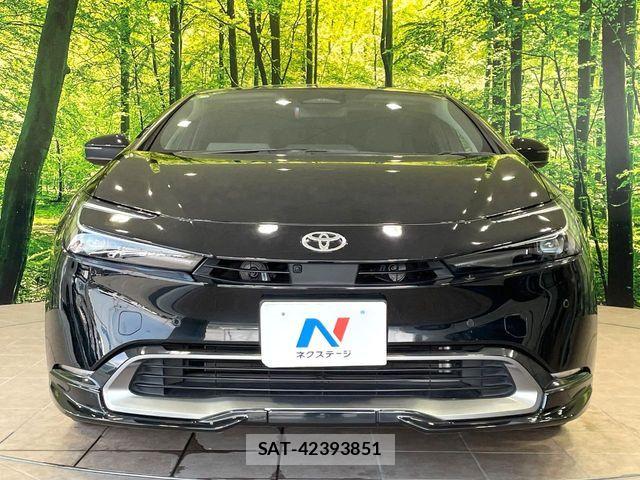 Toyota PRIUS 2023-04 8337417-13