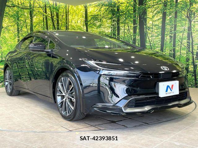 Toyota PRIUS 2023-04 8337417-15