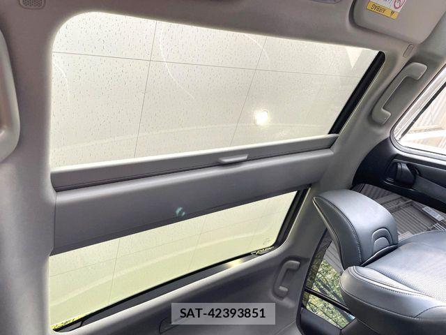 Toyota PRIUS 2023-04 8337417-2