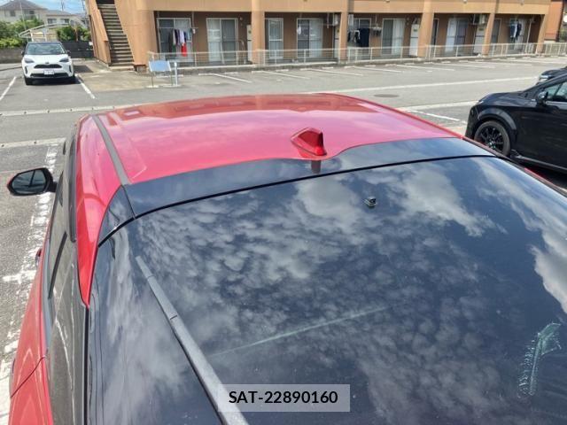 Toyota PRIUS 2018-03 8337455-11