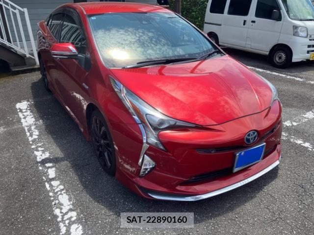 Toyota PRIUS 2018-03 8337455-1