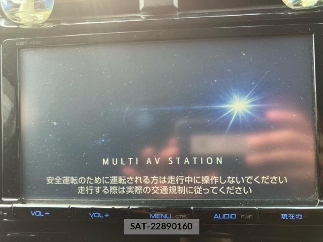 Toyota PRIUS 2018-03 8337455-20