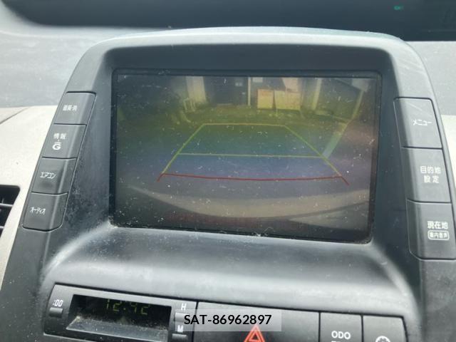 Toyota PRIUS 2006-05 8326450-24
