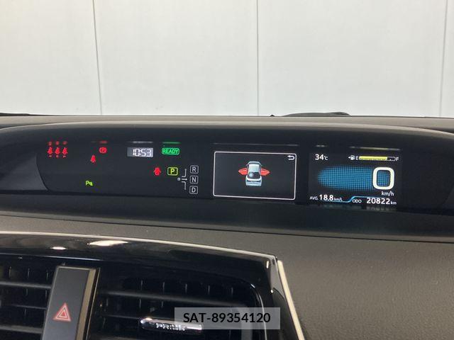 Toyota PRIUS 2021-05 8337429-9