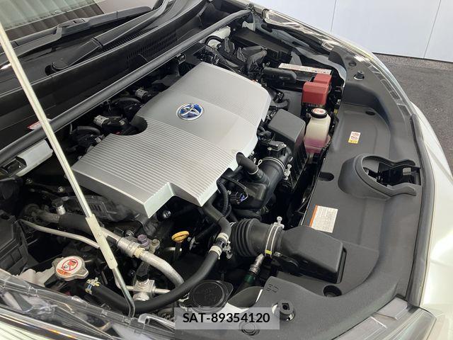 Toyota PRIUS 2021-05 8337429-8