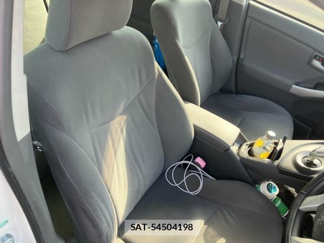 Toyota PRIUS 2010-12 8337485-10