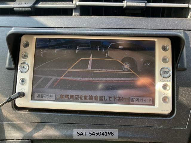 Toyota PRIUS 2010-12 8337485-17