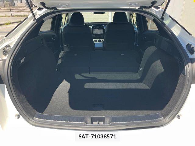 Toyota PRIUS 2016-12 8337437-11