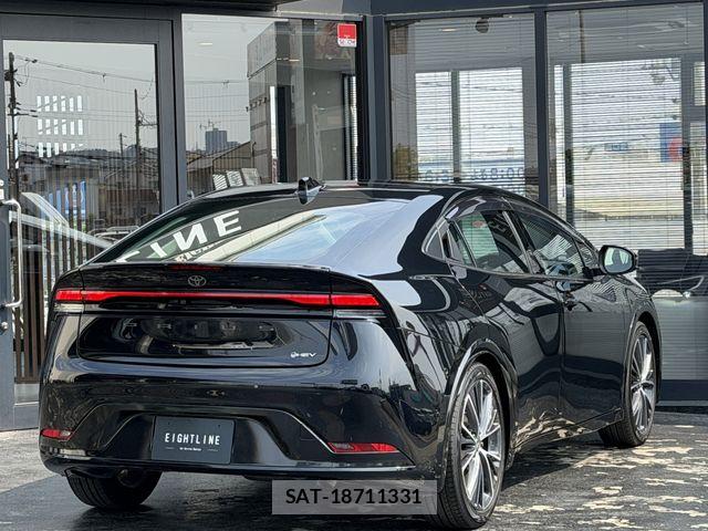 Toyota PRIUS 2023-11 8337411-7