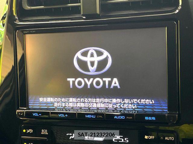 Toyota PRIUS 2017-06 8337441-3