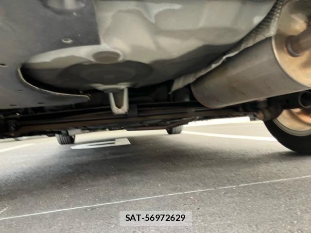 Toyota PRIUS 2004-06 8337473-13