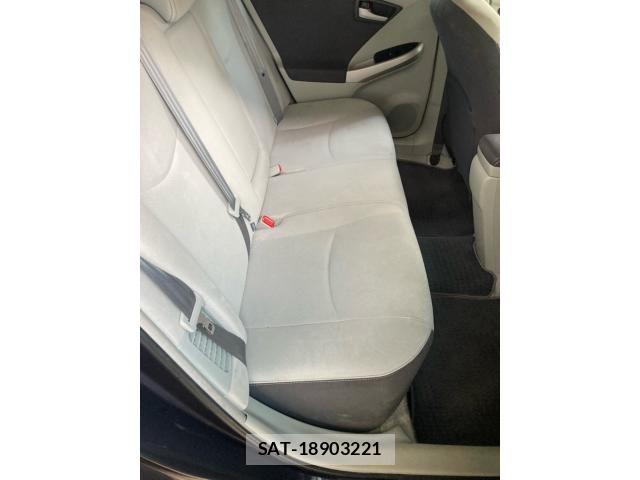 Toyota PRIUS 2011-11 8337469-16