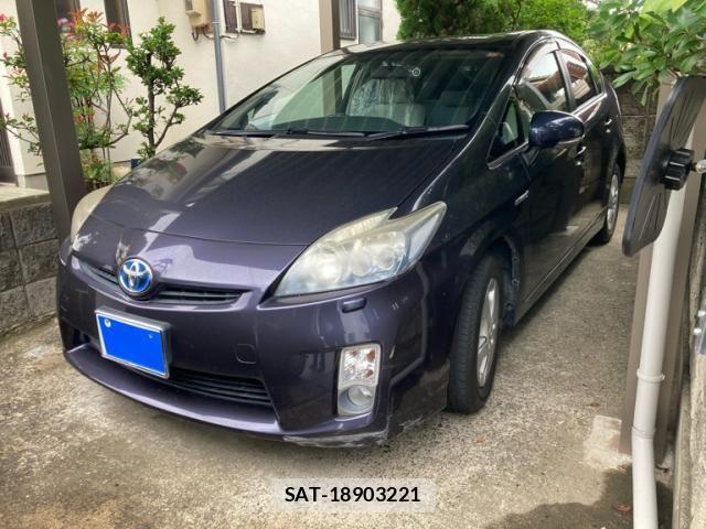 Toyota PRIUS 2011-11 8337469-1