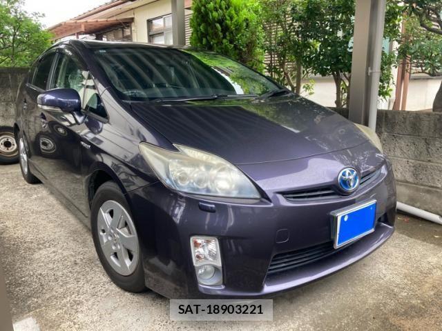 Toyota PRIUS 2011-11 8337469-2