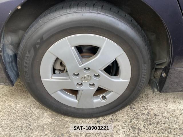 Toyota PRIUS 2011-11 8337469-7