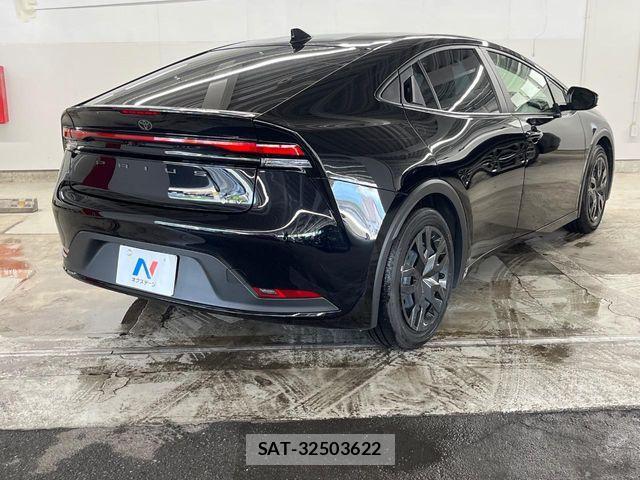 Toyota PRIUS 2025-01 8337416-19
