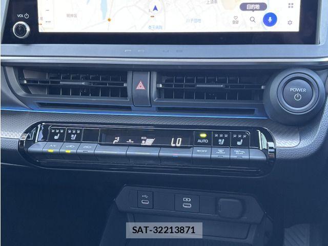 Toyota PRIUS 2023-11 8337413-10