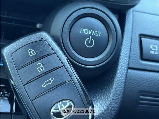 Toyota PRIUS 2023-11 8337413-12