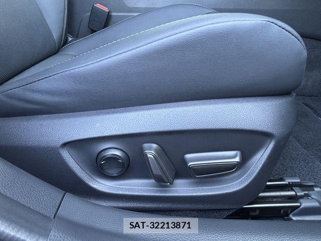 Toyota PRIUS 2023-11 8337413-15