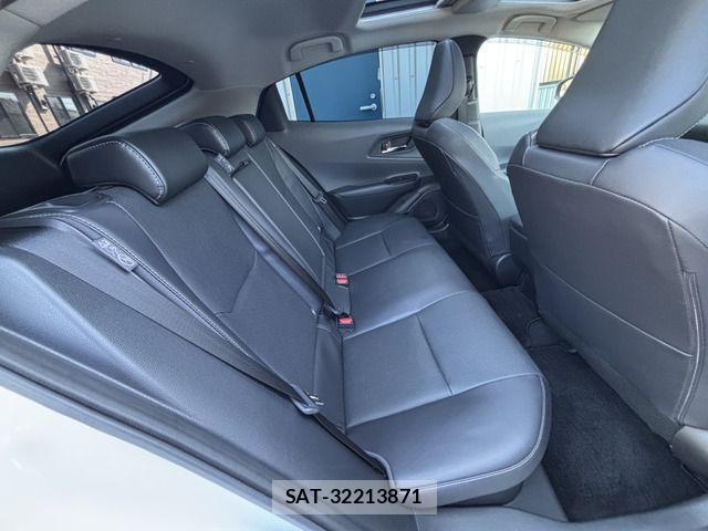 Toyota PRIUS 2023-11 8337413-18