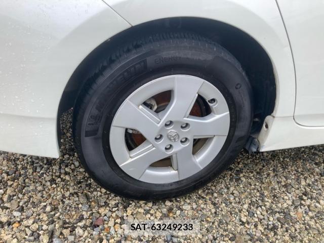 Toyota PRIUS 2010-02 8337474-6
